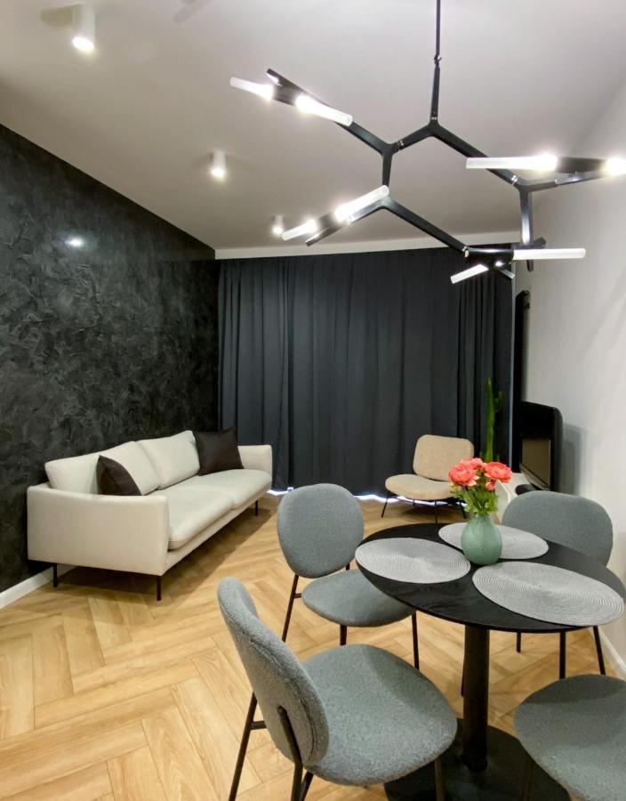 Apartament Family Zwierzyniecka Poznań Eksteriør billede